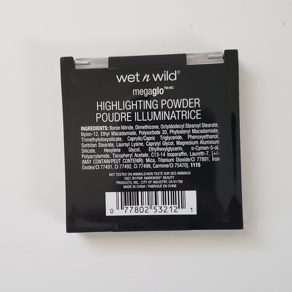 ⭐4/$15 Wet n Wild Highlighting Precious Petals - Picture 2 of 6